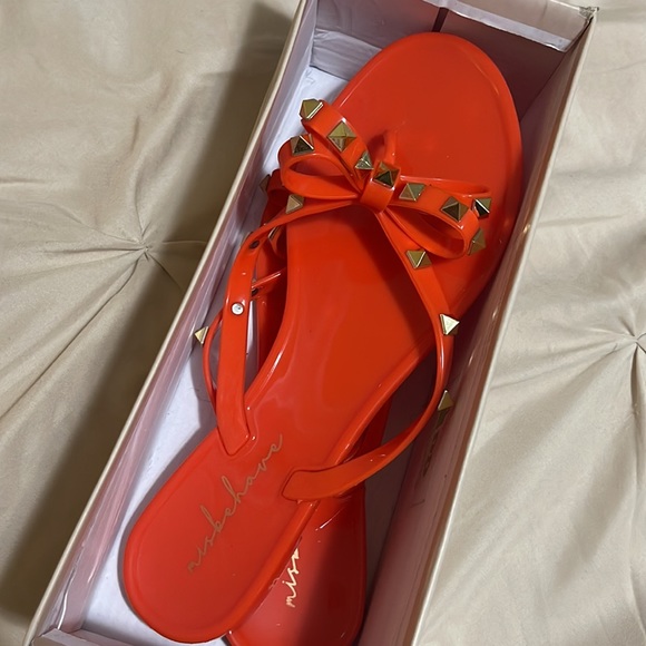 Sandals - Picture 2 of 2